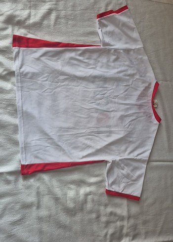 Kırmızı Detaylı  Kısa Kollu Tişört - Görsel 2