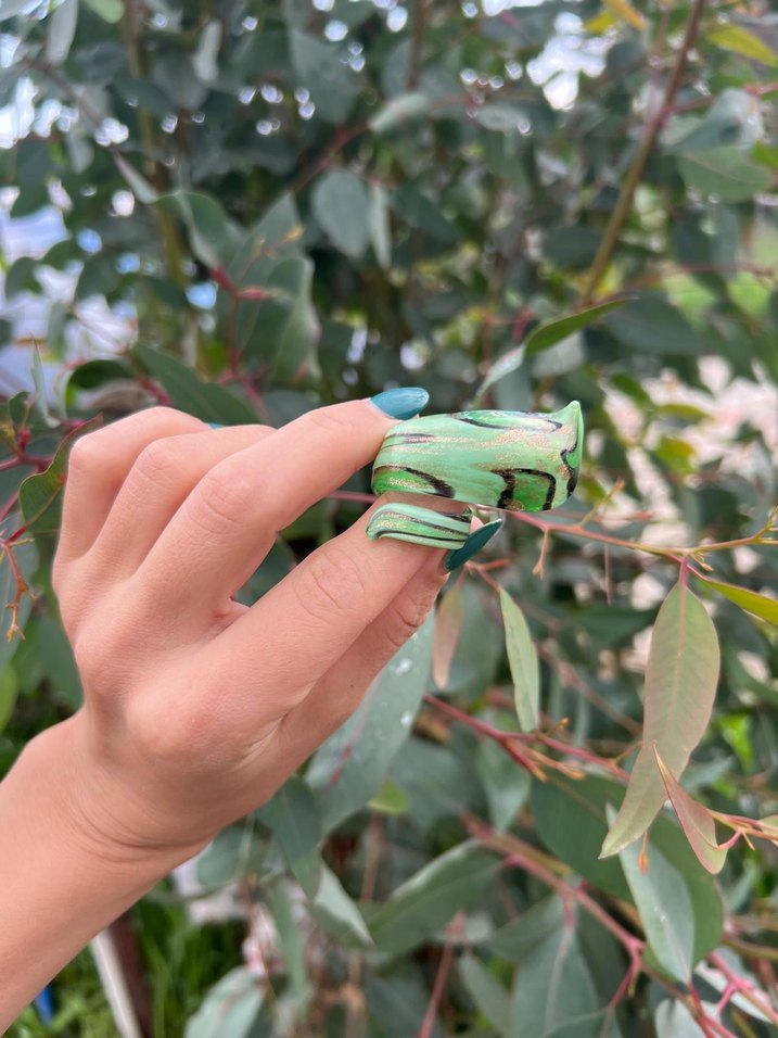 vintage yeşil desenli yüzük - Görsel 2