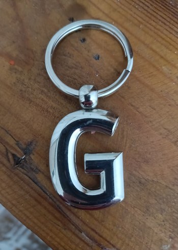 Altın Renkli Zincir Detaylı Anahtarlık - Görsel 2