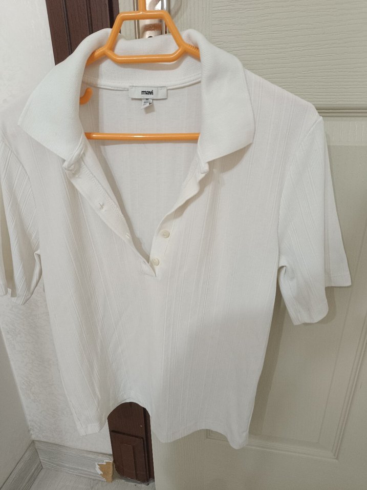 Düğmeli Beyaz Keten Kadın Gömlek - Görsel 3