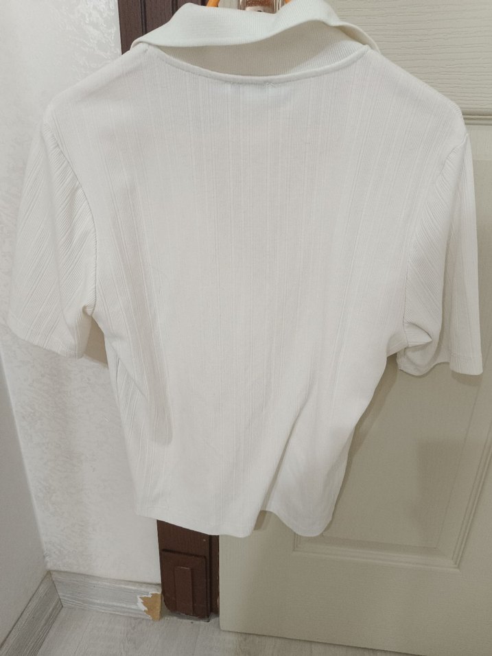 Düğmeli Beyaz Keten Kadın Gömlek - Görsel 5