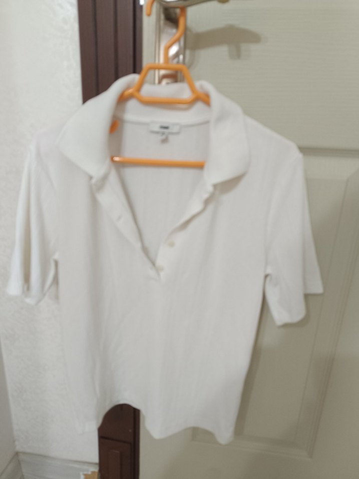 Düğmeli Beyaz Keten Kadın Gömlek - Görsel 2