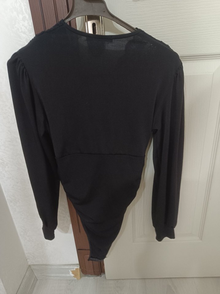 Uzun Kollu Siyah Gotik Bluz - Görsel 2