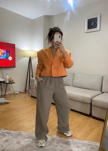 s Beden Turuncu kısa blazer