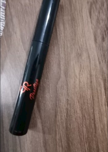 2 ürün Schwarzkopf Saç Spreyi ve suya dayanaklı rimel - Görsel 2