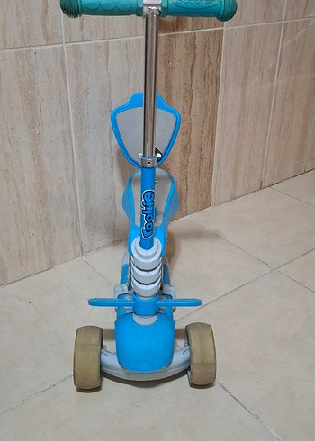 Çocuklar için Mavi Renkli Scooter - Görsel 2