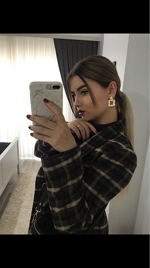 Ekose ceket bir iki defa giyildi