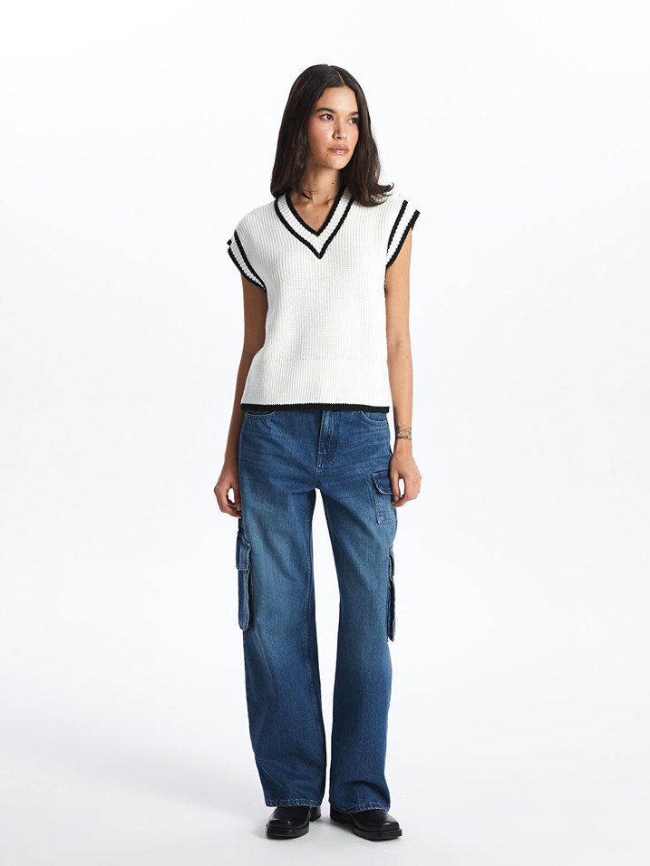 V Yaka Beyaz Kadın Triko Süveter - Görsel 4