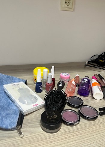 Çok Renkli Makyaj ve Bakım Seti - Görsel 6