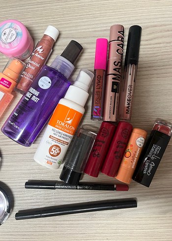 Çok Renkli Makyaj ve Bakım Seti - Görsel 3