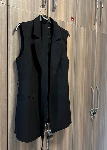 Kadın Siyah Kemerli Uzun Yelek - Görsel 3