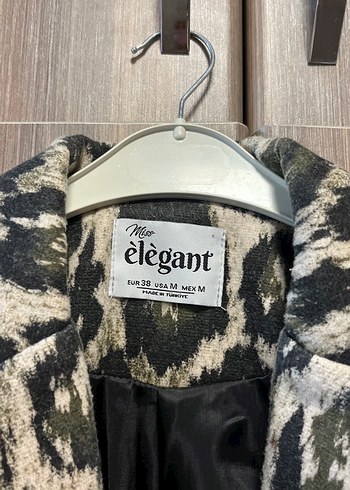 Parlak Yılan Desenli Kadın Midi Kaban - Görsel 3