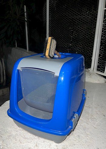 Mavi Kapaklı Kedi Tuvalet Kabı ve Kürek - Görsel 2