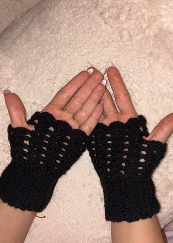 Dantel Detaylı Siyah Örgü Eldiven - Görsel 3