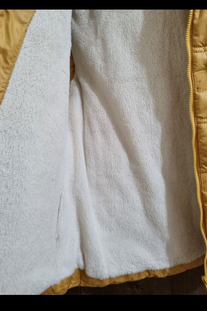 Sarı Yaka Detaylı Kadın Yelek - Görsel 2