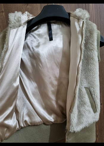 Sokak Stili Kısa Kürklü Kadın Yelek - Görsel 3