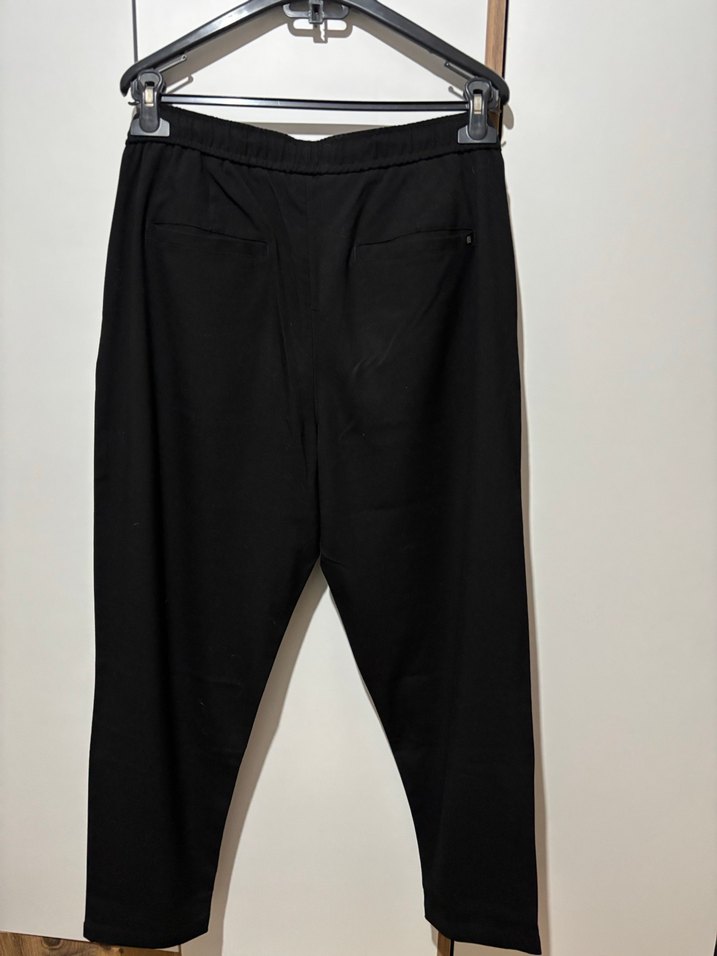 Siyah Kumaş Rahat Pantolon - Görsel 4