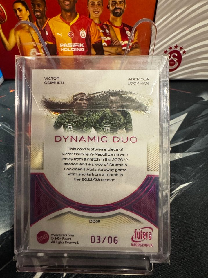 Osimhen ve lookman Altın Renkli Dinamik İkili Rozeti - Görsel 2