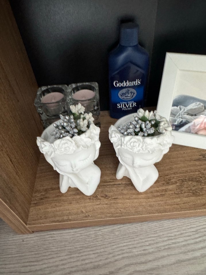 Beyaz çiçekli seramik figürin seti - Görsel 2