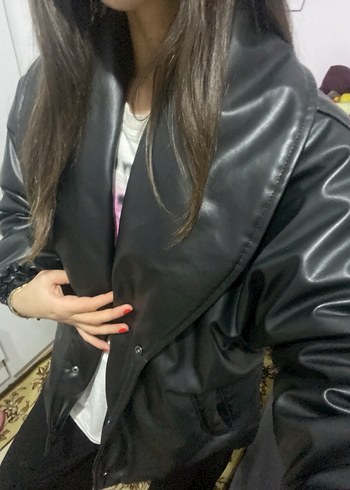 Siyah Parlak Deri Midi Ceket - Görsel 3