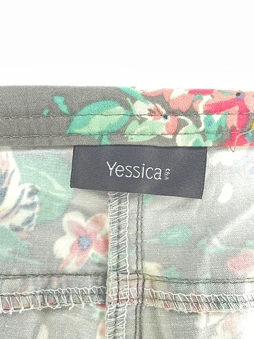 36 Beden çeşitli Renk Yessica Jean / Kot %70 İndirimli.