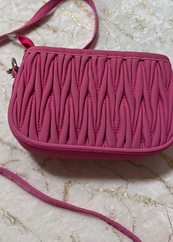 Miu Miu Zincir Detaylı Pembe Kadın Çanta - Görsel 3