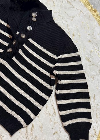 Düğmeli Siyah Beyaz Çizgili Kadın Kazak - Görsel 3