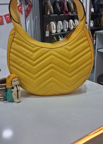 Sarı Deri Kadın Omuz Çantası - Görsel 3