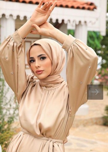 Bej Uzun Kollu Kuşaklı  taşlı Kadın Elbise - Görsel 3