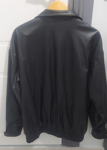 Siyah Parlak Fermuarlı Deri Kadın Ceket - Görsel 3