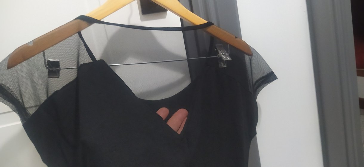 Siyah Baskılı Kadın Tişört - Görsel 5