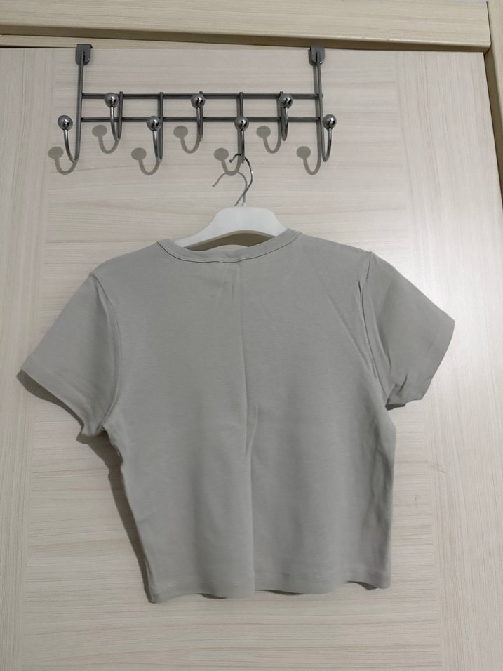 Gri Baskılı Kısa Kollu Kadın Tişört - Görsel 3