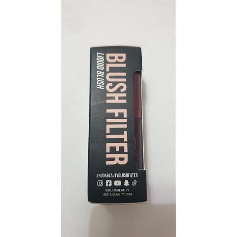 Burgundy Sıvı Allık - Huda Beauty Blush Filter - Görsel 3