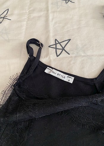 V Yaka Siyah Saten Kadın Atlet - Görsel 6