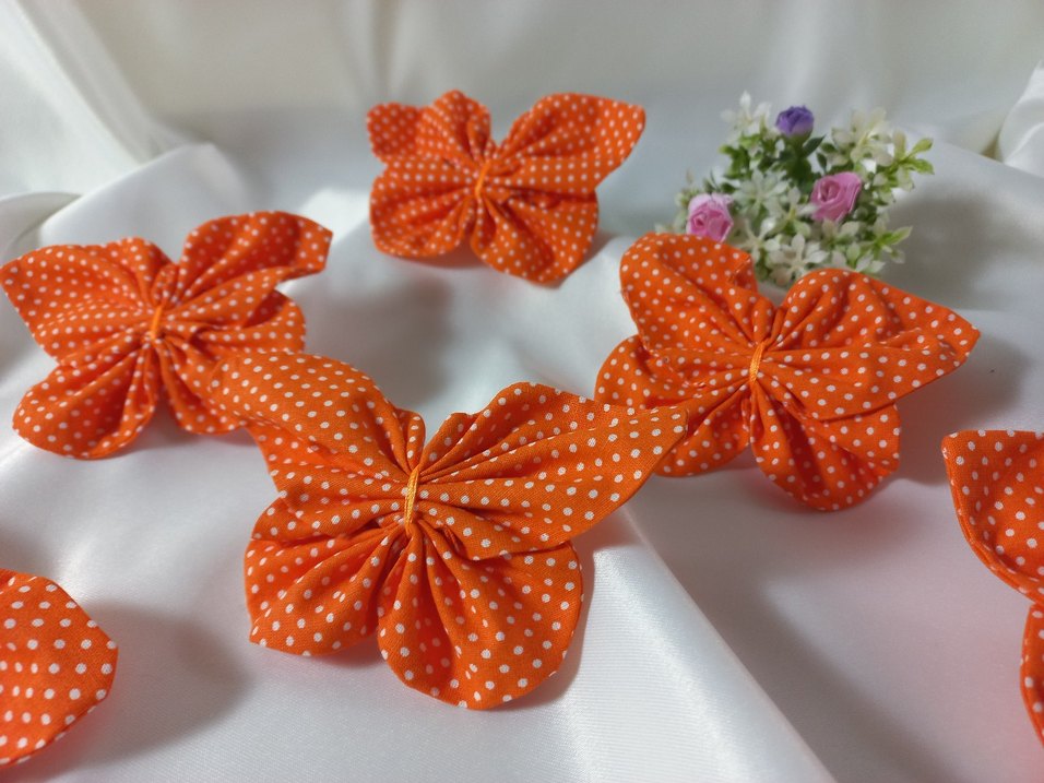 2li Turuncu Puantiyeli kelebek Desenli Fiyonk Toka - Görsel 3