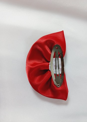 İnci Süslemeli Kırmızı Fiyonk Saç Tokası - Görsel 5