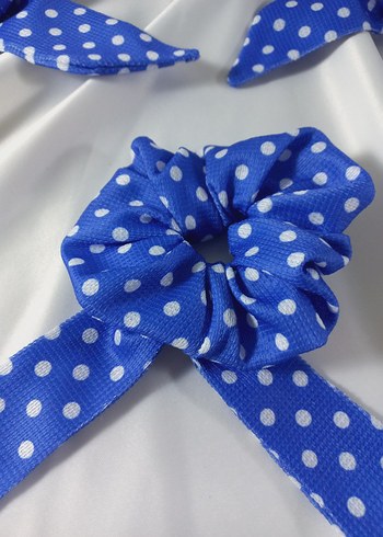 Mavi Puantiyeli Fiyonk Detaylı Saç Tokası - Görsel 3