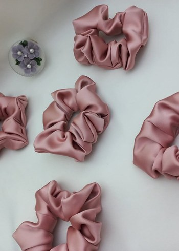 Pembe saten Fiyonk Toka seti - Görsel 9