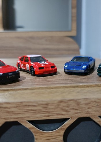 HotWheels 4'lü Araçlar - Görsel 2
