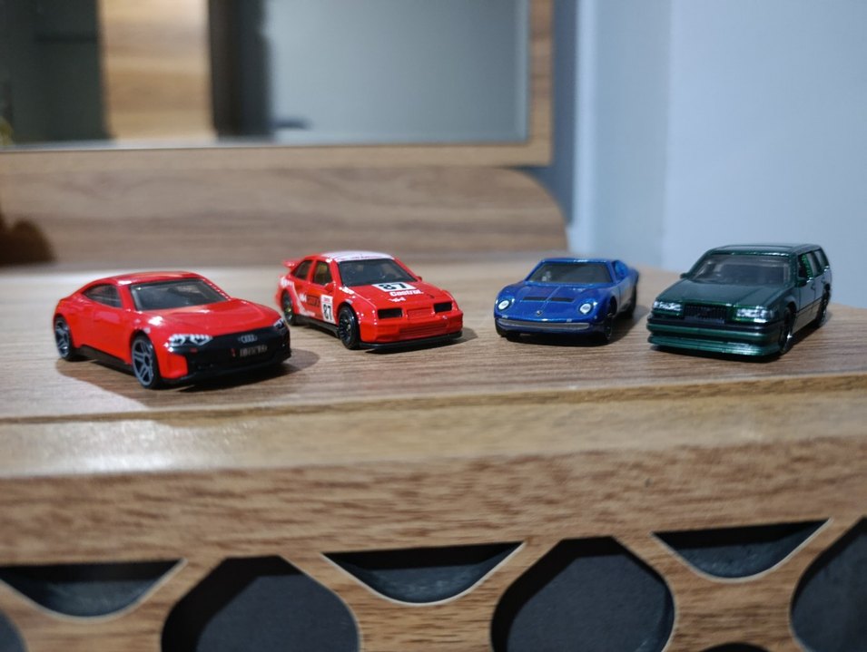 HotWheels 4'lü Araçlar - Görsel 2