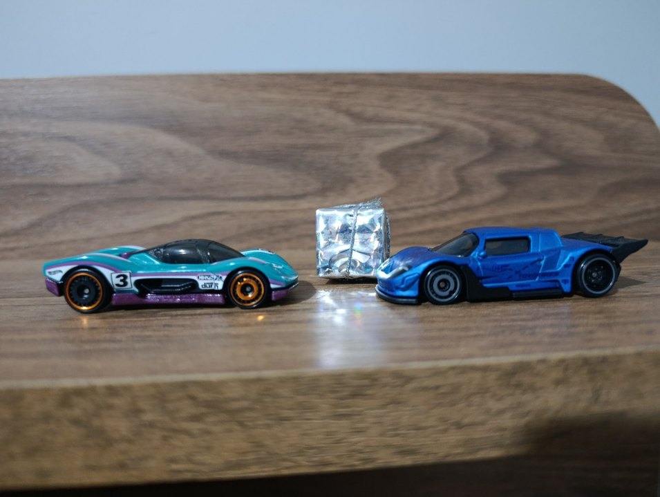 HotWheels ikili regular araba - Görsel 2
