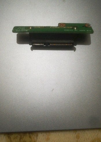 Yeşil Laptop Parçası Bağlantı Aparatı - Görsel 4