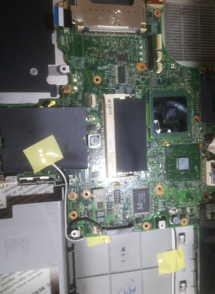 Yeşil Anakart Bilgisayar Parçası - Görsel 2