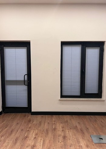 Beyaz Düz Modern Perde - Görsel 10