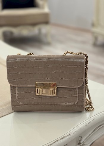 Bej Deri Yılan Desenli Zincir Askılı Çanta - Görsel 2