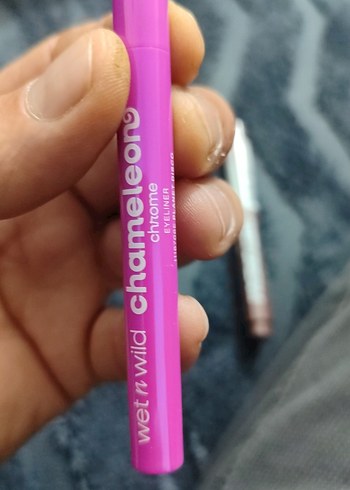 Wet n Wild Chameleon Renk Değiştiren Dudak Kalemi - Görsel 2