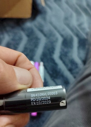 Koyu Kırmızı Ruj - Görsel 2