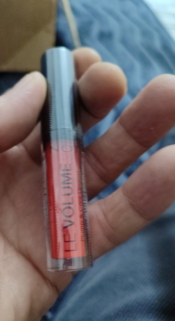 Koyu Kırmızı Ruj - Görsel 3