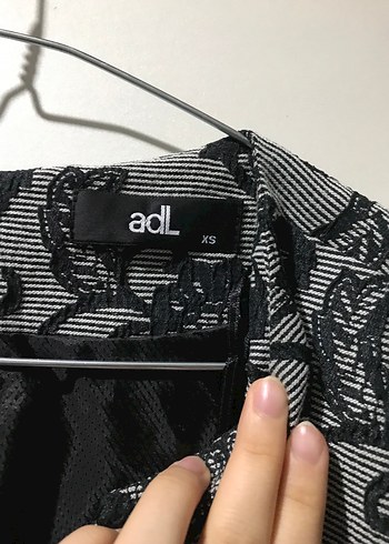 Dantel detaylı gri kısa kollu elbise - Görsel 3