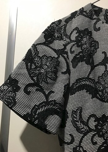 Dantel detaylı gri kısa kollu elbise - Görsel 5